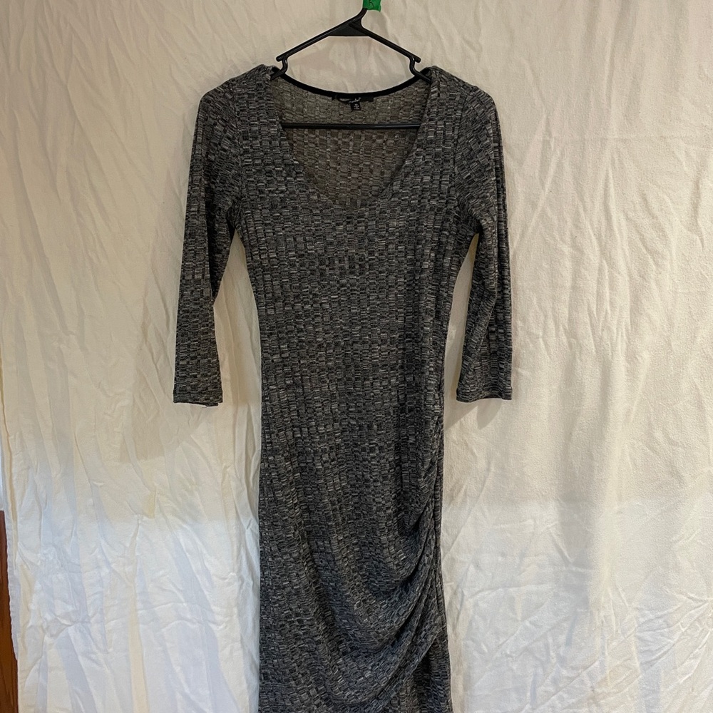 Papaya Black and Gray Ruched Sheath Dress V-Neck 3/4 Sleeve